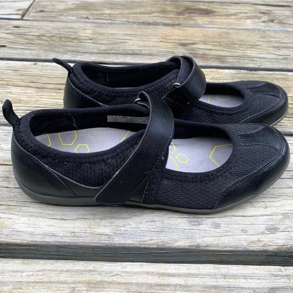 Vionic Orthaheel Allie Black Mary Jane Shoes